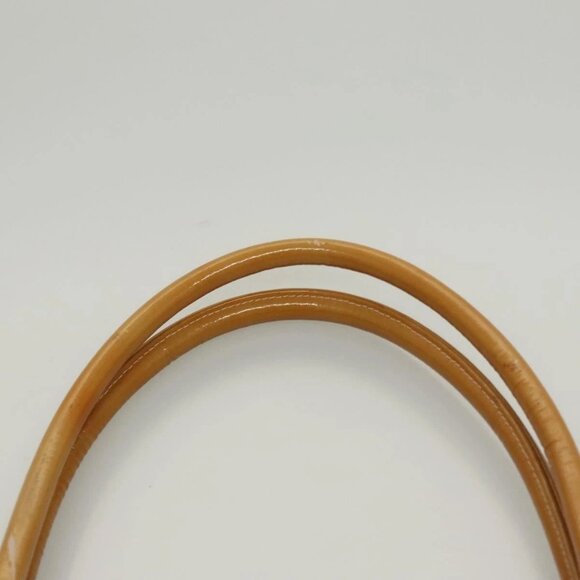 CHANEL Matelasse Reprint Tote Bag Patent leather Yellow Gold CC Auth 124110 - Picture 6 of 16